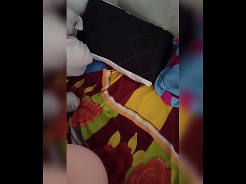 ❤️ Babaturan sakamar kuring cicing di bumi nyalira sabab salakina nuju liburan sareng kuring nyandak kasempetan pikeun bangsat sareng ngeusian buritna ku susu. ❤️❌ Video anal dina su.sexvideogif.ru